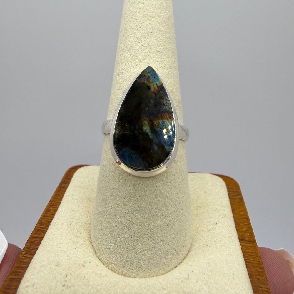 Stunning 20x11mm pear shaped Labradorite cabochon ring in sterling‎ silver! - Picture 12 of 15